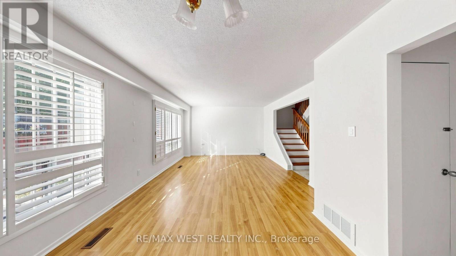 24 - 25 Gosford Boulevard, Toronto, Ontario  M3N 2G7 - Photo 9 - W13804522