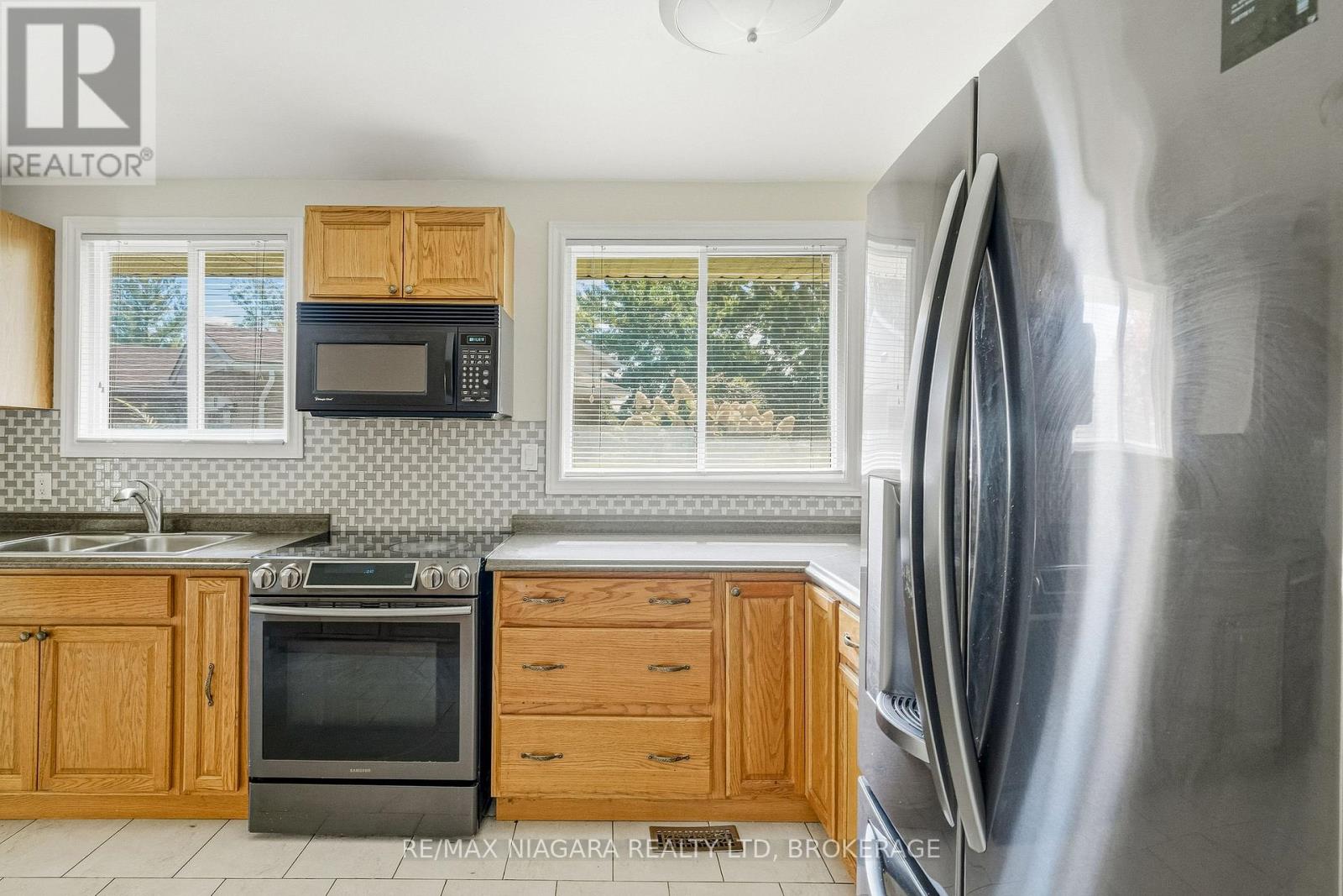 71 Glenayr Place, Welland, Ontario  L3C 3M6 - Photo 12 - X13793618