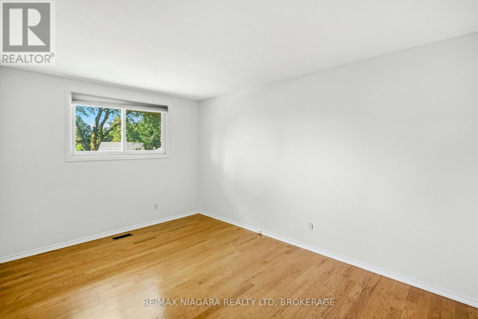 71 Glenayr Place, Welland, Ontario  L3C 3M6 - Photo 17 - X13793618