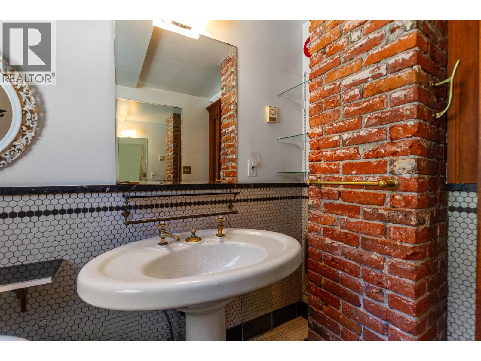 1663 Adanac Street, Vancouver, British Columbia  V5L 2C7 - Photo 17 - R3167392