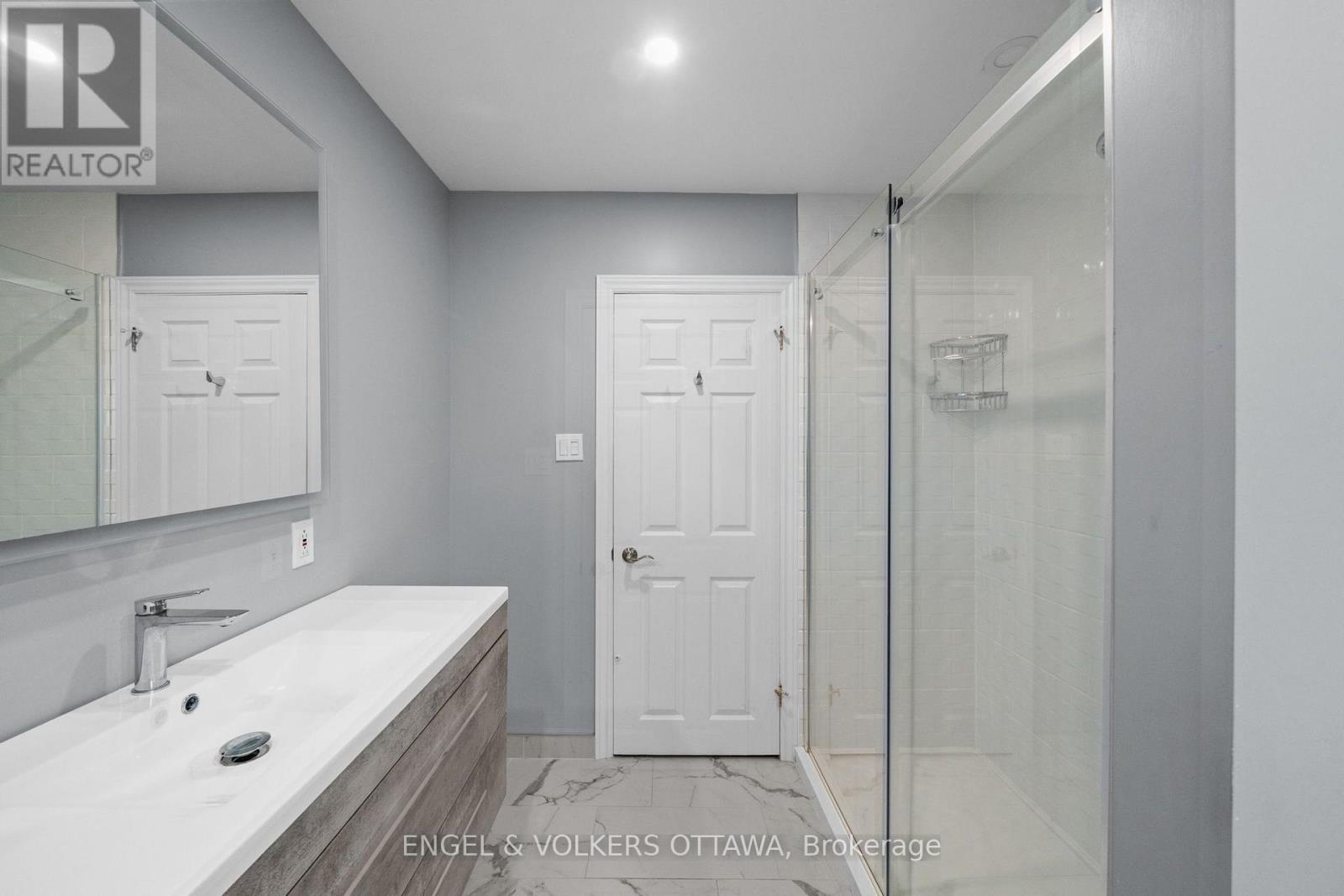20 Parthia Avenue, Ottawa, Ontario  K2E 5J9 - Photo 25 - X13774520