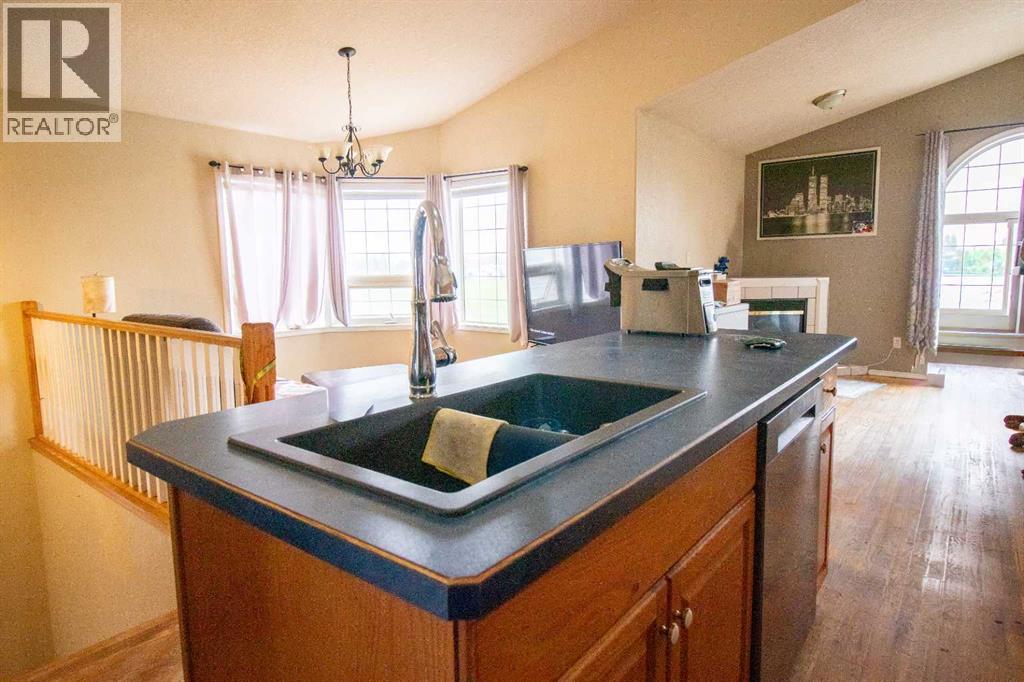 818 Red Crow Boulevard W, Lethbridge, Alberta  T1K 6W4 - Photo 14 - A2344923