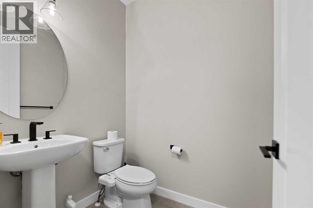 111 Sandpiper Park, Chestermere, Alberta  T1X 1Y8 - Photo 9 - A2345805