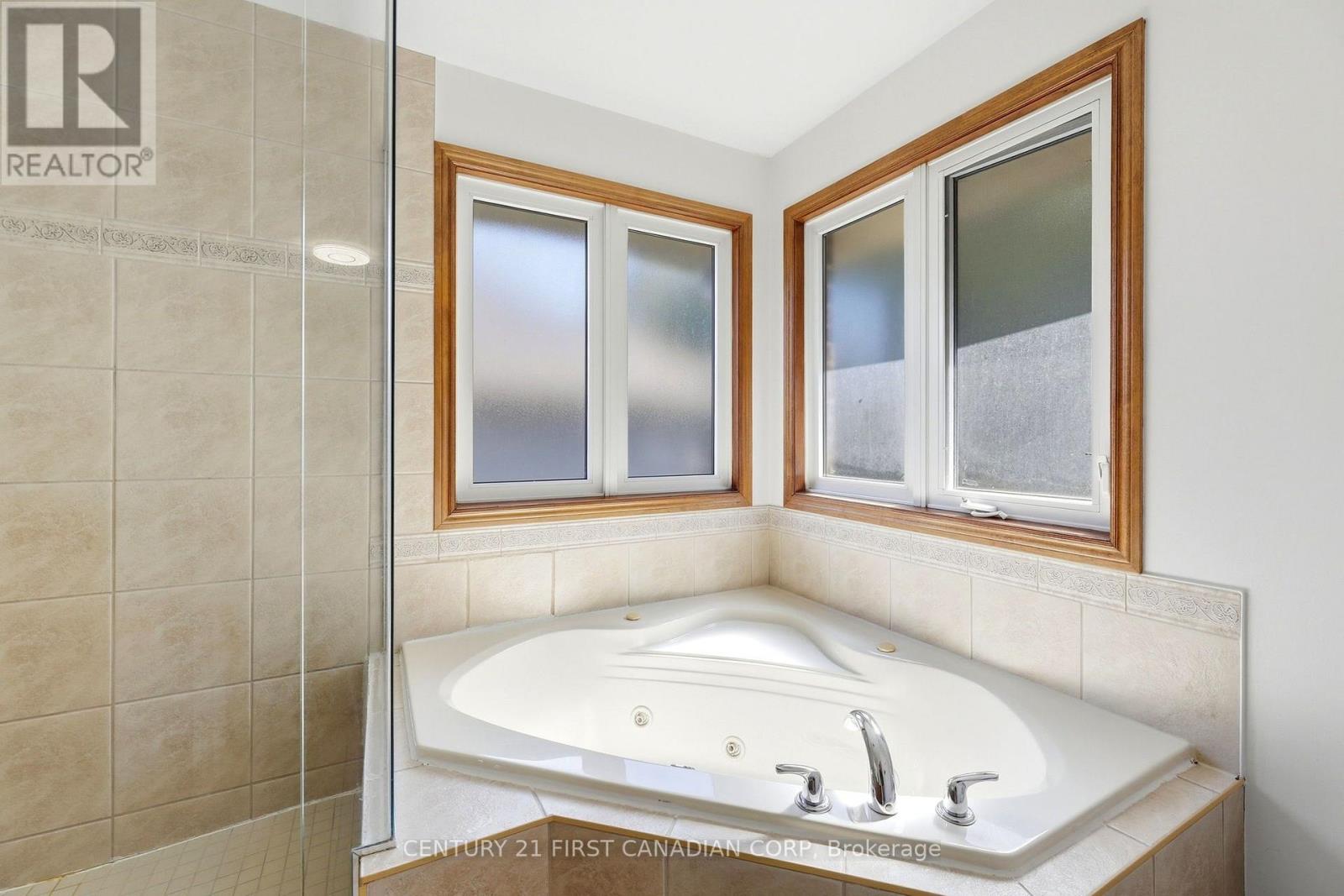 1569 Shore Road, London South, Ontario  N6K 4Z5 - Photo 25 - X13805954