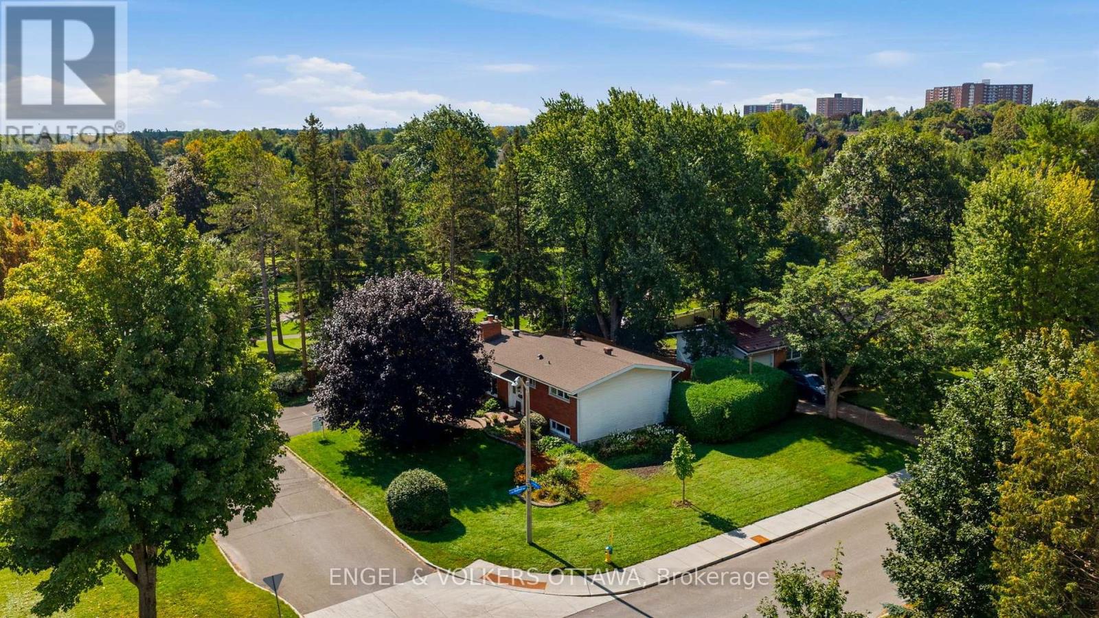 20 Parthia Avenue, Ottawa, Ontario  K2E 5J9 - Photo 3 - X13774520