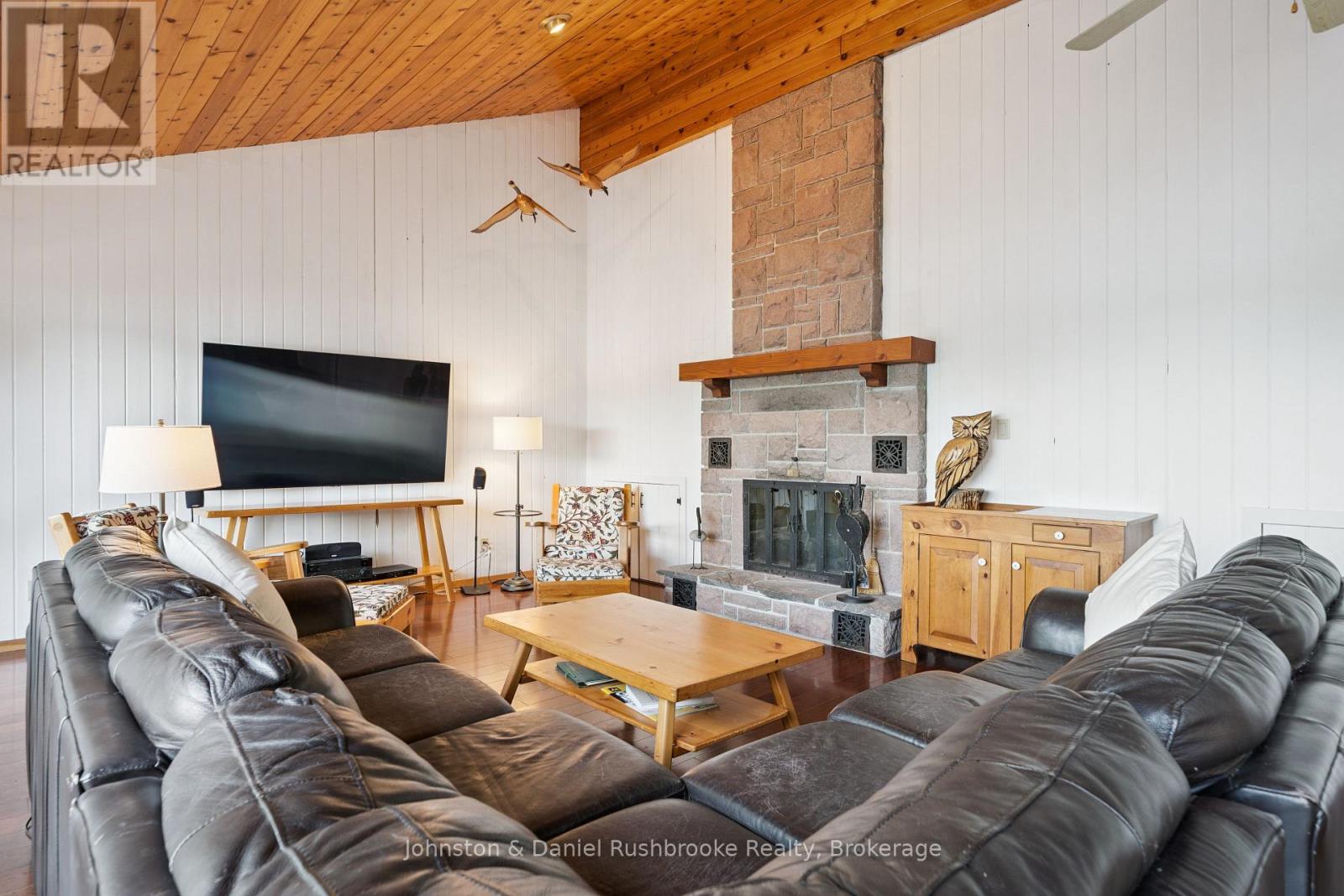 1310 Brydons Bay Rd Road, Gravenhurst, Ontario  P1P 1R1 - Photo 14 - X13805928