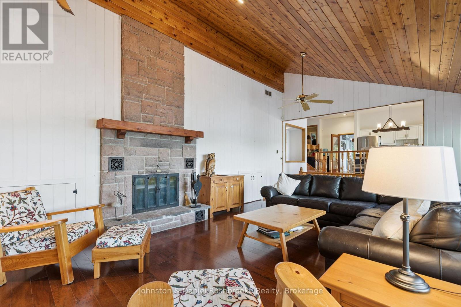 1310 Brydons Bay Rd Road, Gravenhurst, Ontario  P1P 1R1 - Photo 15 - X13805928