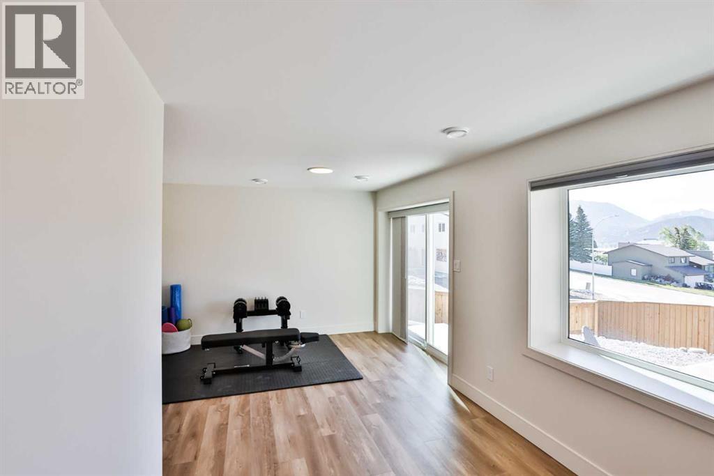 8618 25 Avenue, Coleman, Alberta  T0K 0M0 - Photo 30 - A2315141