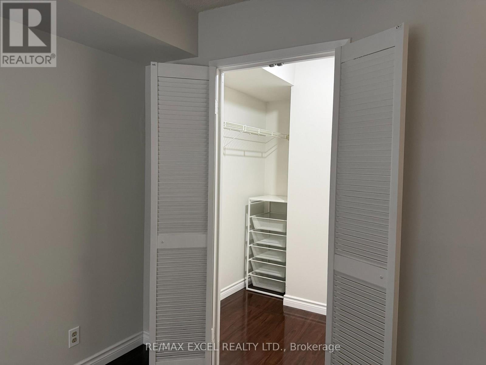 714 - 711 Bay Street, Toronto, Ontario  M5G 2J8 - Photo 6 - C13707344