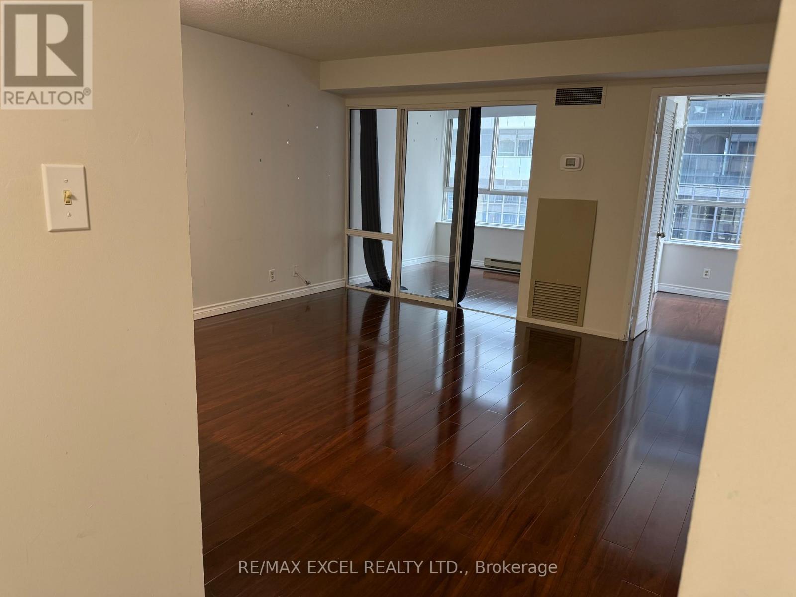 714 - 711 Bay Street, Toronto, Ontario  M5G 2J8 - Photo 8 - C13707344