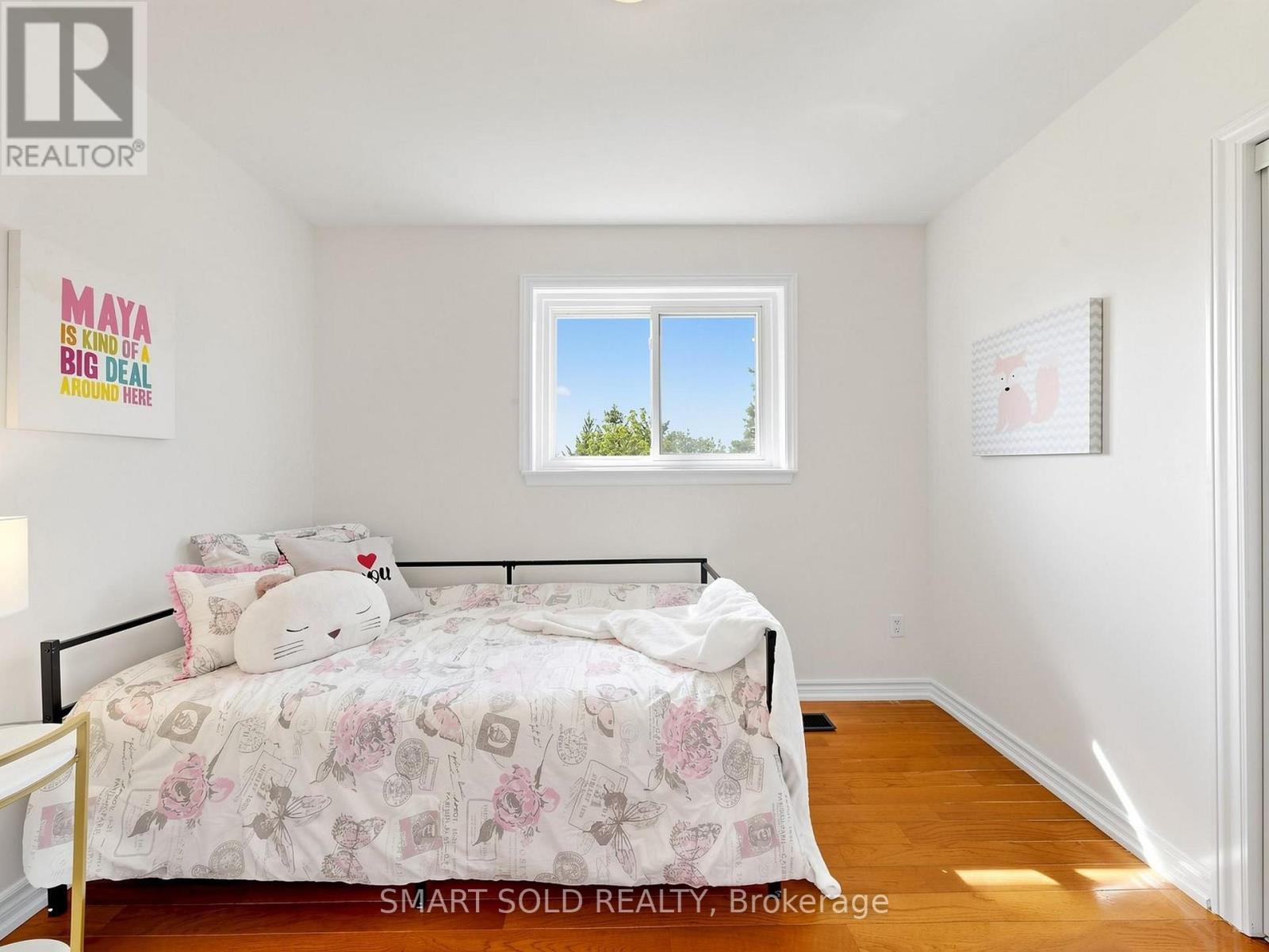 210 Shaughnessy Boulevard, Toronto, Ontario  M2J 1K4 - Photo 13 - C13799968