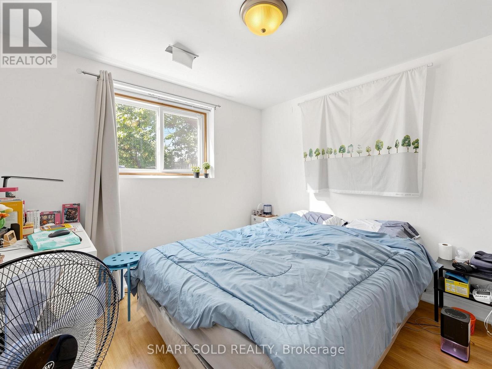 210 Shaughnessy Boulevard, Toronto, Ontario  M2J 1K4 - Photo 19 - C13799968