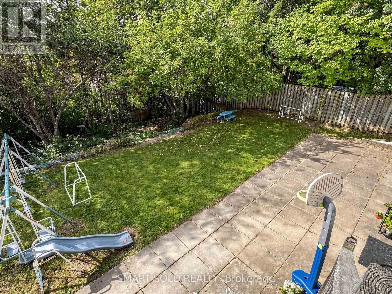 210 Shaughnessy Boulevard, Toronto, Ontario  M2J 1K4 - Photo 24 - C13799968