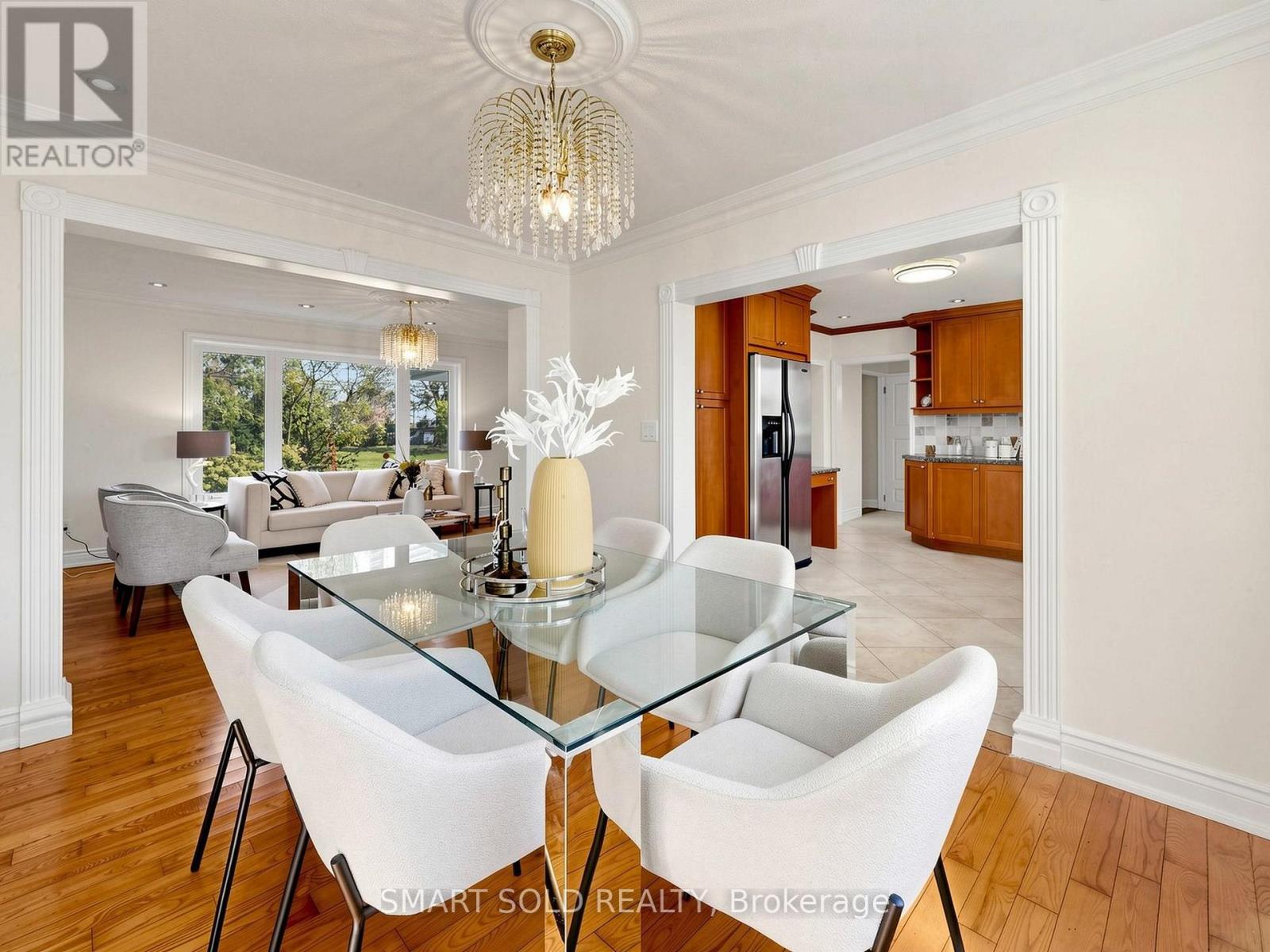 210 Shaughnessy Boulevard, Toronto, Ontario  M2J 1K4 - Photo 6 - C13799968