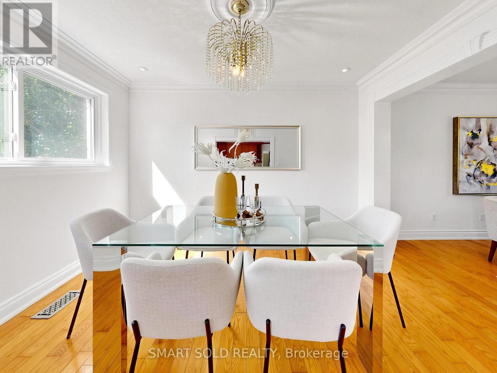 210 Shaughnessy Boulevard, Toronto, Ontario  M2J 1K4 - Photo 5 - C13799968