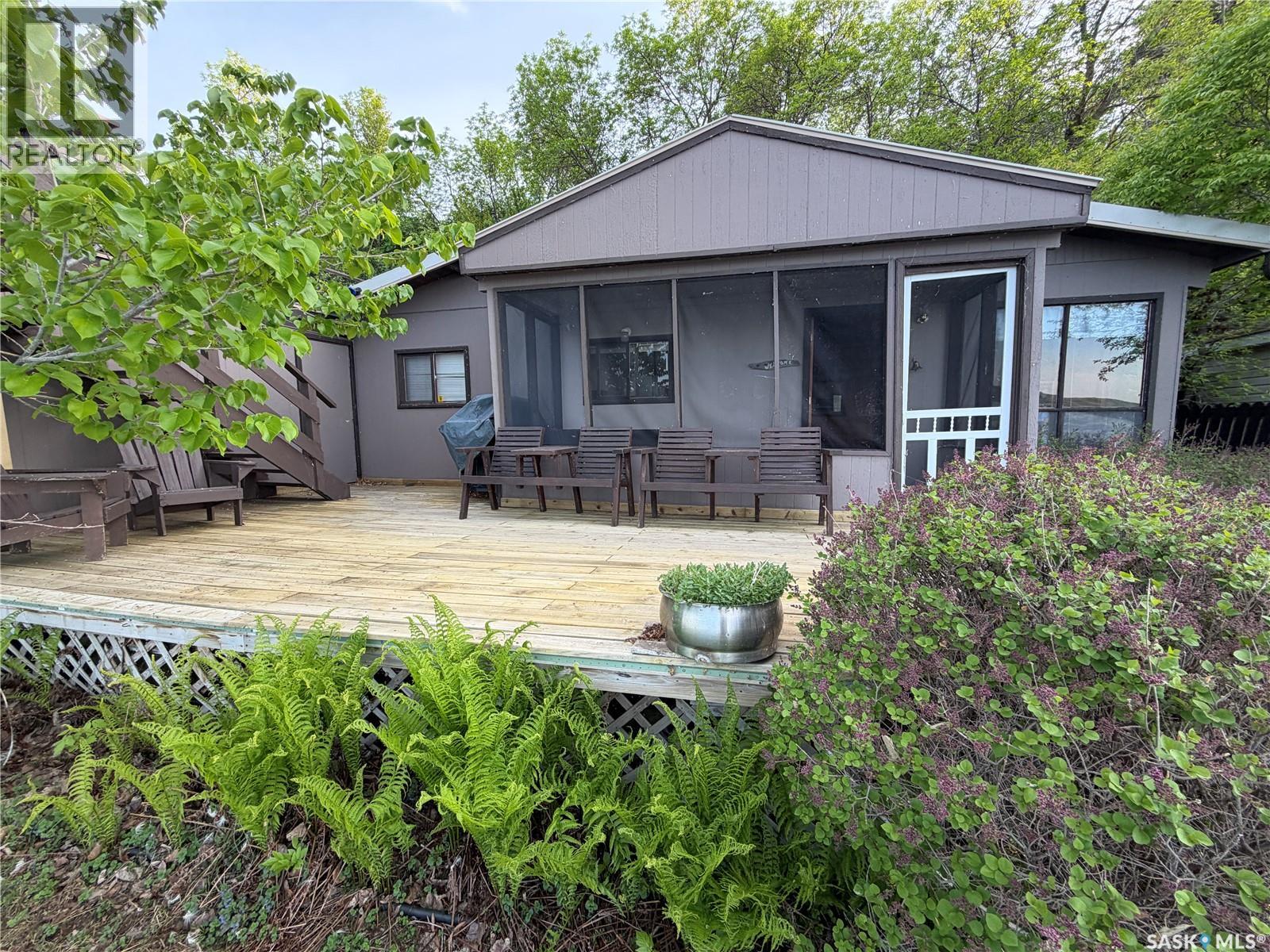 215 Osment Avenue, Katepwa Beach, Saskatchewan  S0G 2Y0 - Photo 2 - SK048945