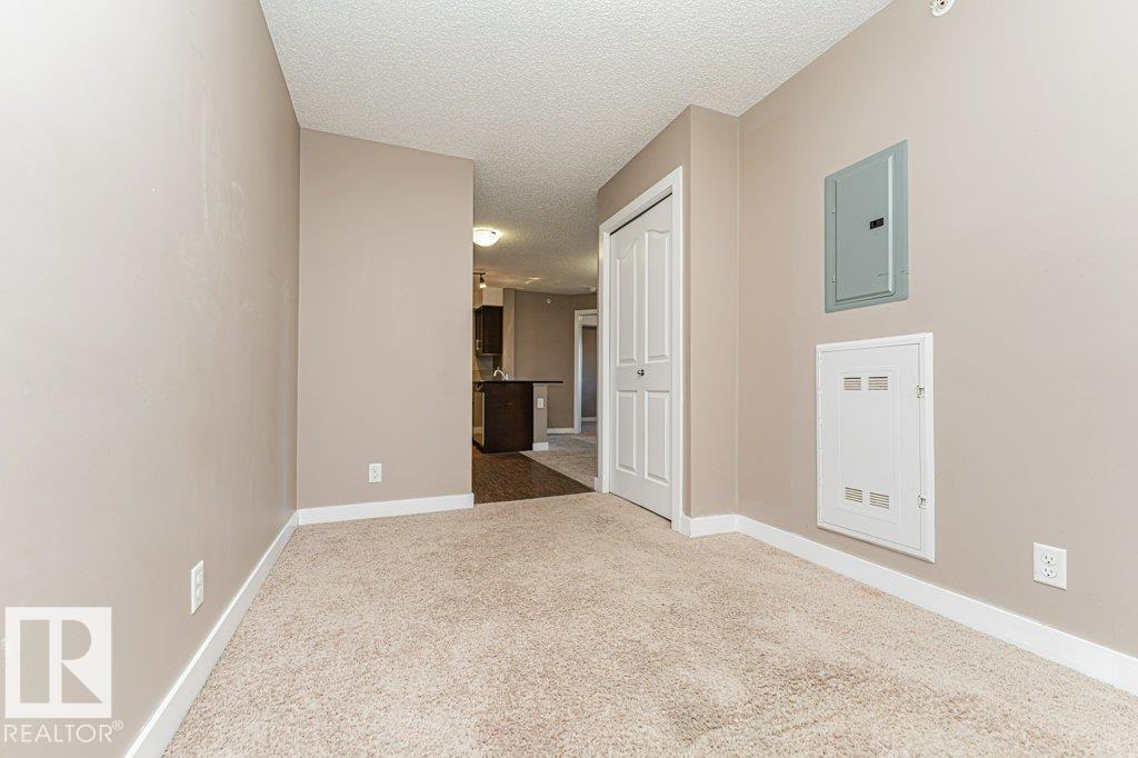 #405 11804 22 AV SW