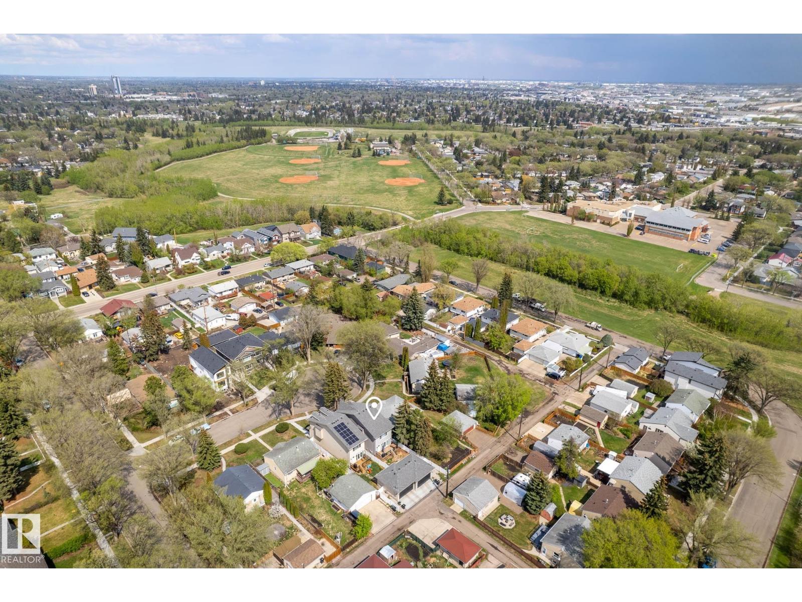 9111 65 Av Nw, Edmonton, Alberta  T6E 0J8 - Photo 48 - E4509506