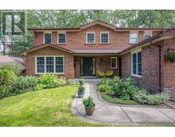 9 OAKRIDGE DRIVE, Barrie, Ontario