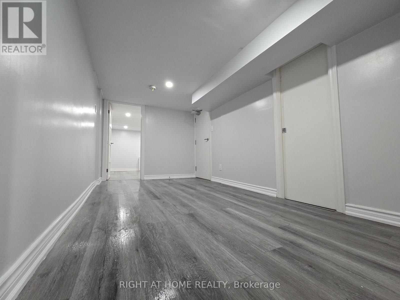 Bsmt - 984 Ossington Avenue, Toronto, Ontario  M6G 3V6 - Photo 5 - W13806004