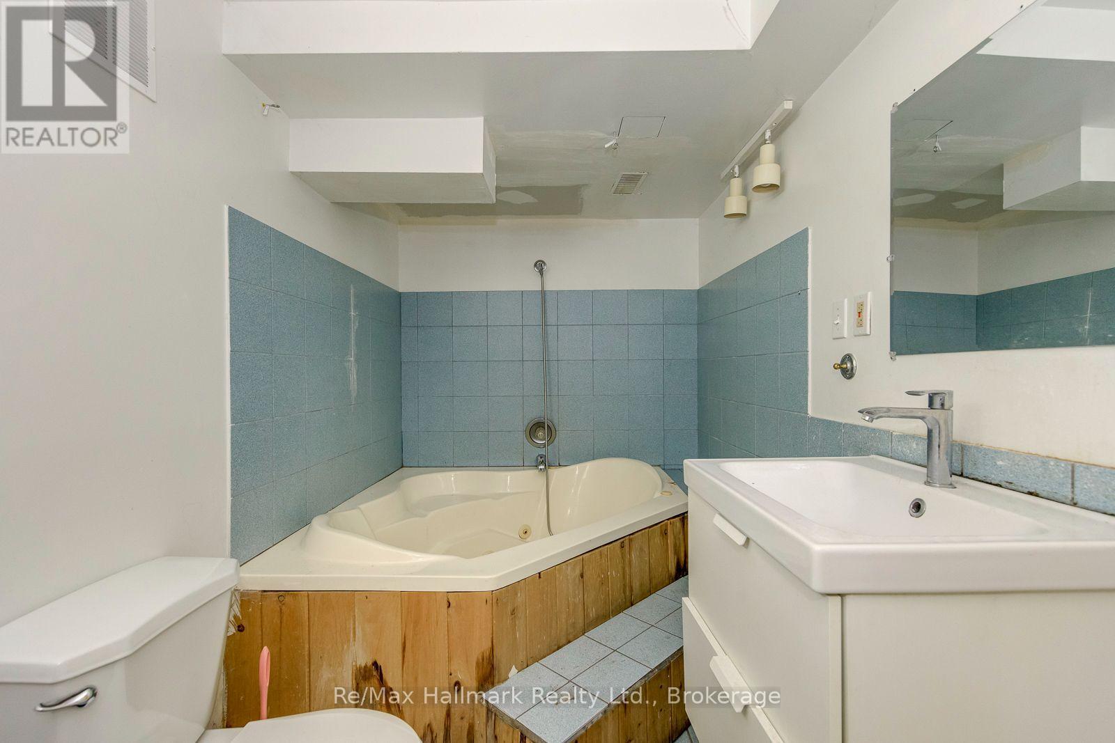 463 Candler Road, Oakville, Ontario  L6J 4X7 - Photo 35 - W13802974