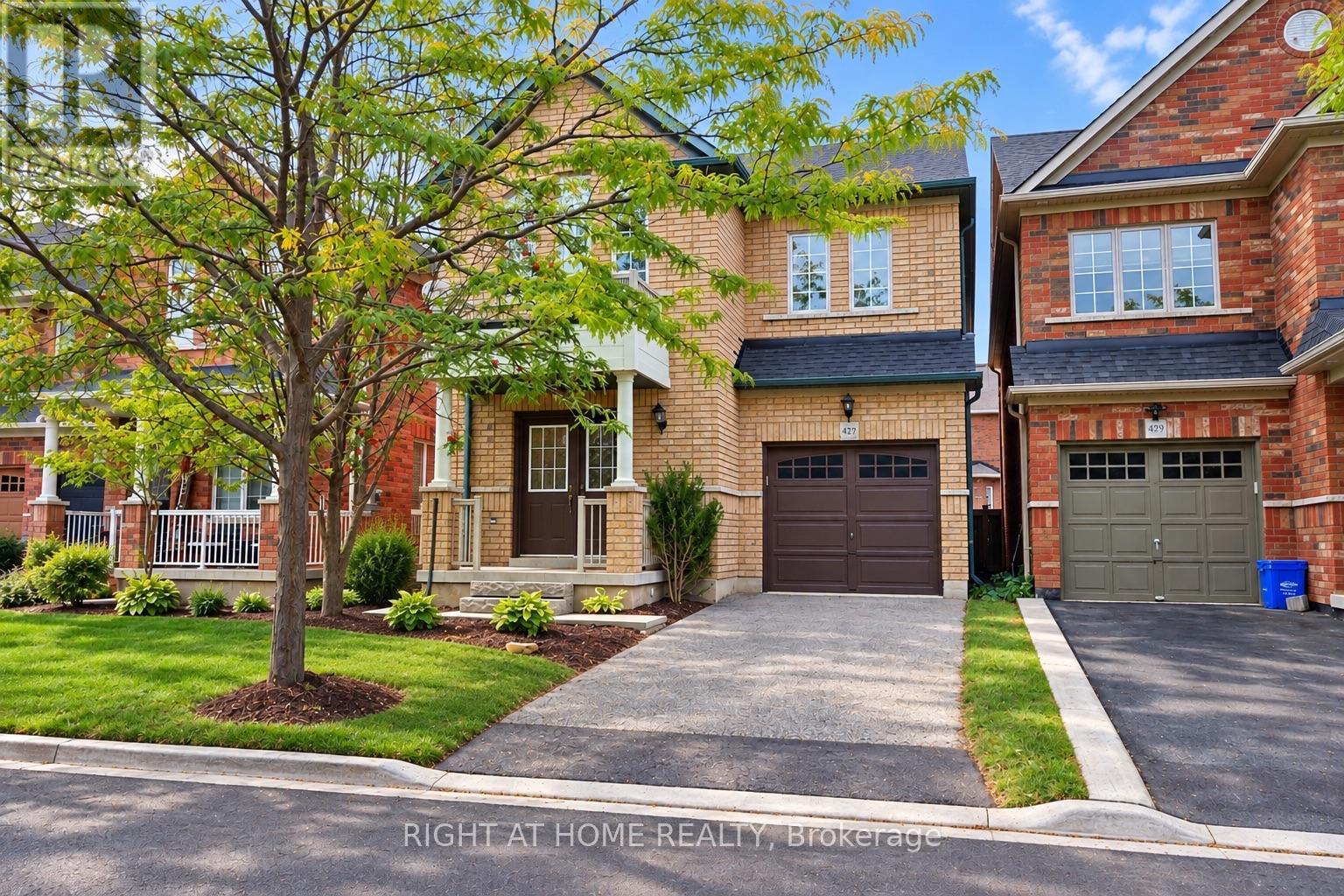 427 CHANDLER CRESCENT, Milton, Ontario
