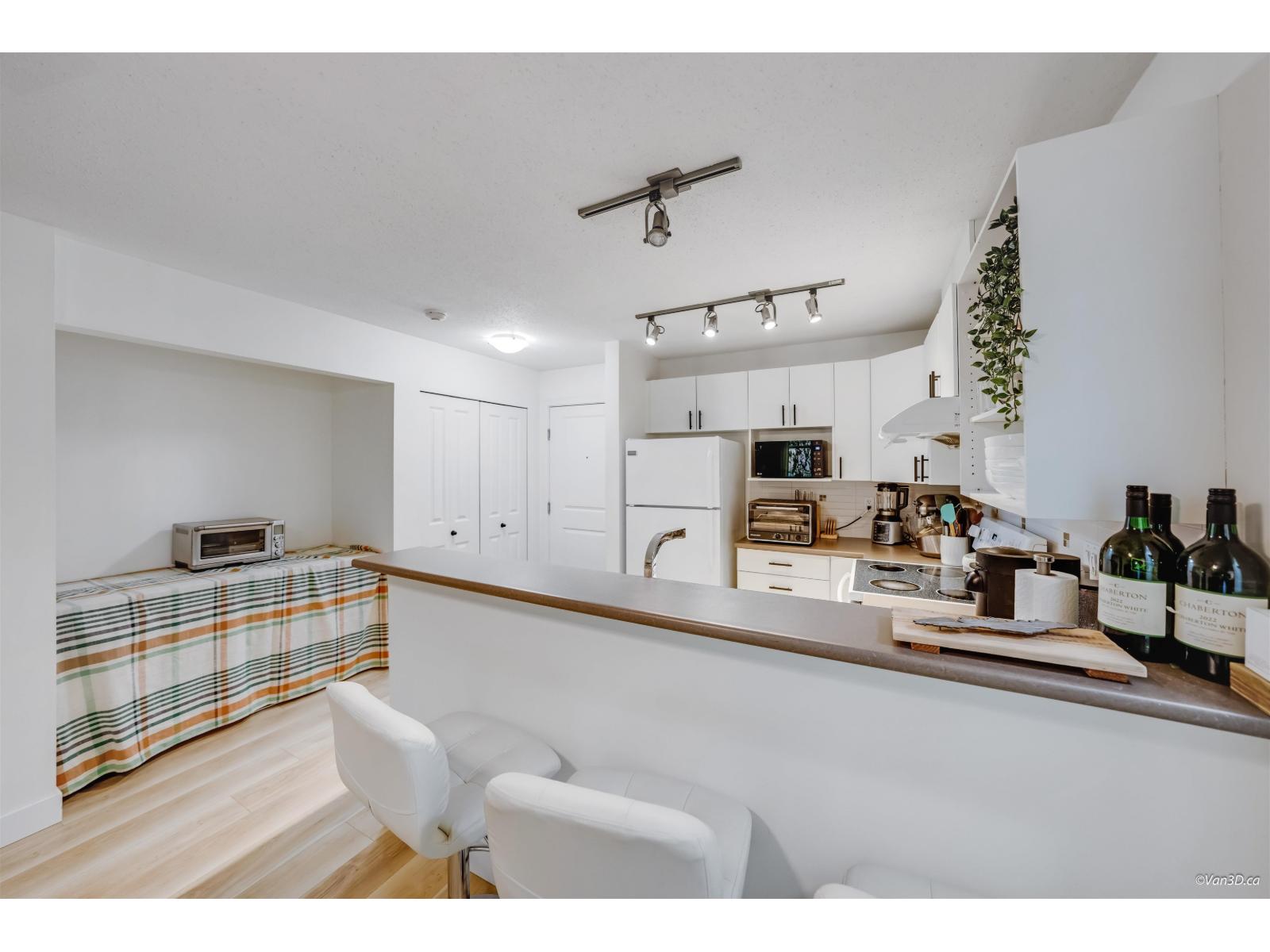 116 14885 105 Avenue, Surrey, British Columbia  V3R 2V6 - Photo 8 - R3129095