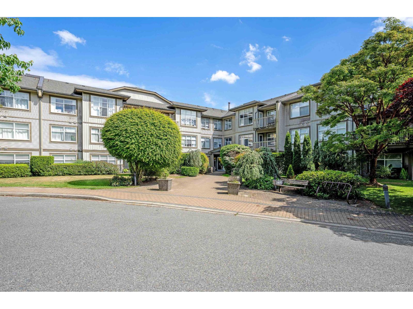116 14885 105 Avenue, Surrey, British Columbia  V3R 2V6 - Photo 2 - R3129095