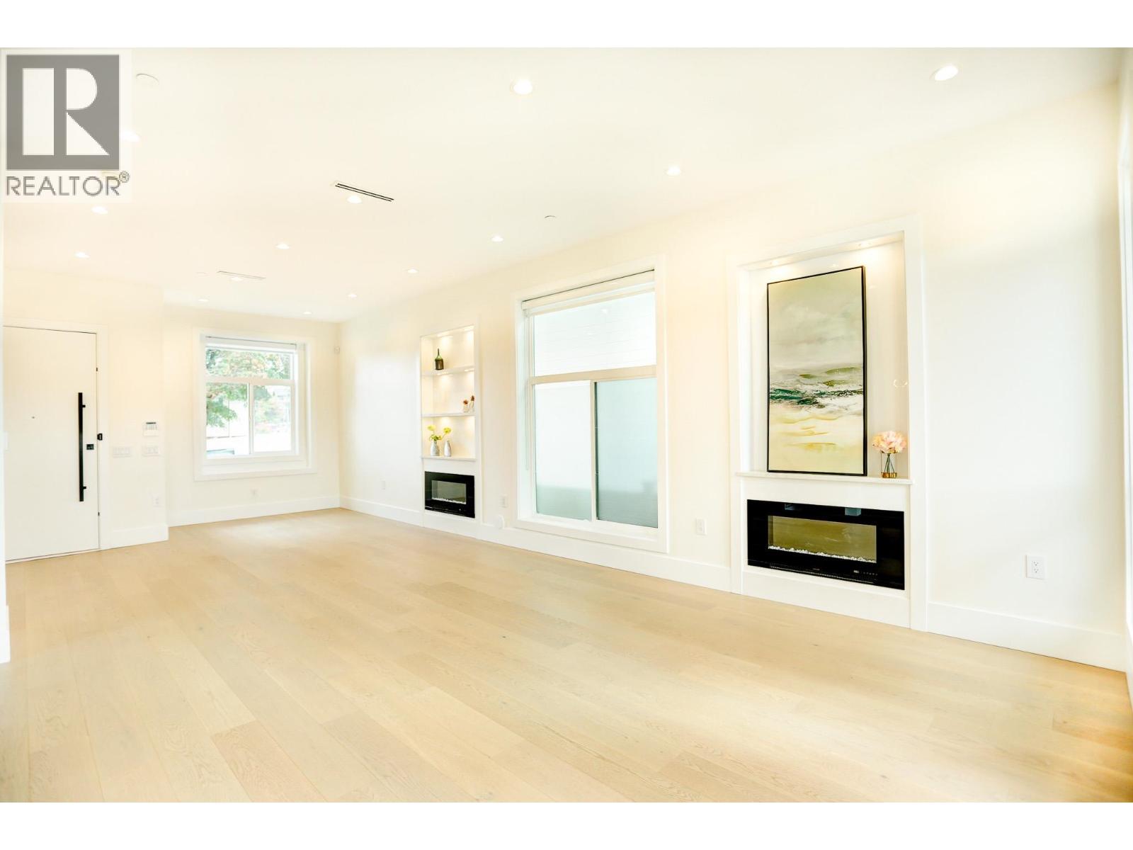 2026 E 32nd Avenue, Vancouver, British Columbia  V5N 3B8 - Photo 4 - R3165968