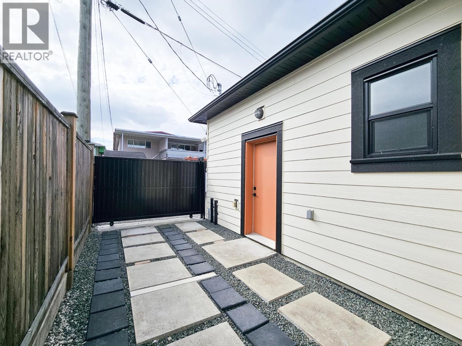 2026 E 32nd Avenue, Vancouver, British Columbia  V5N 3B8 - Photo 36 - R3165968