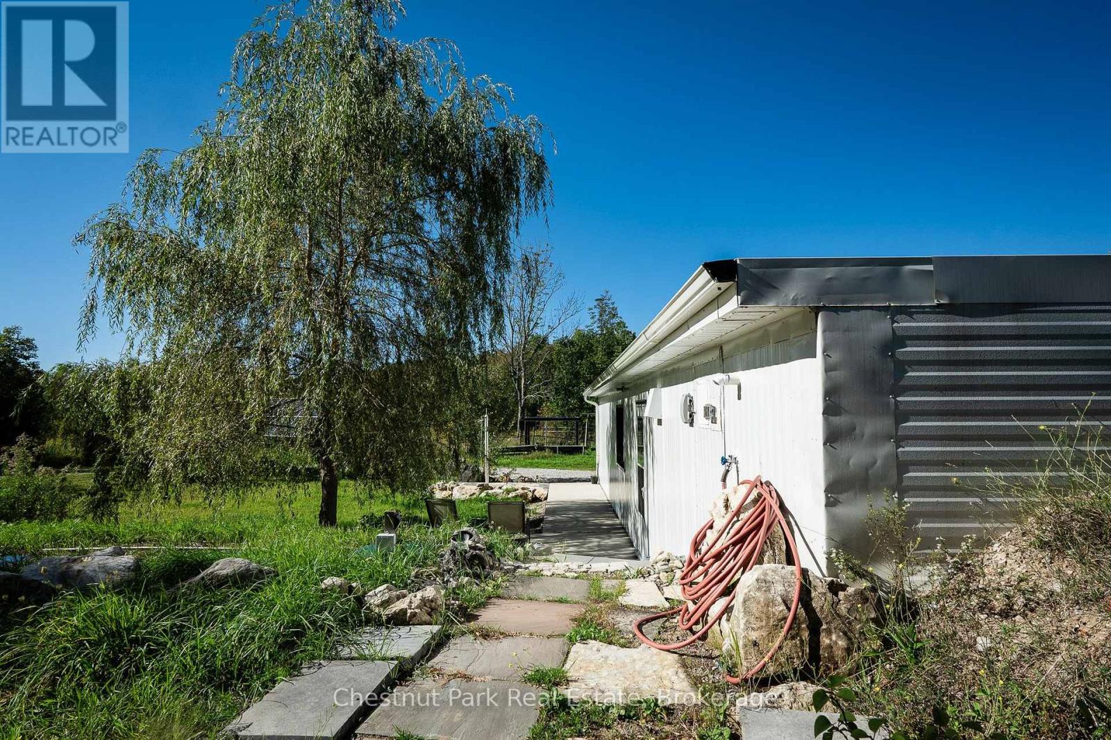664 Bruce Road 9, South Bruce Peninsula, Ontario  N0H 2T0 - Photo 2 - X13806128