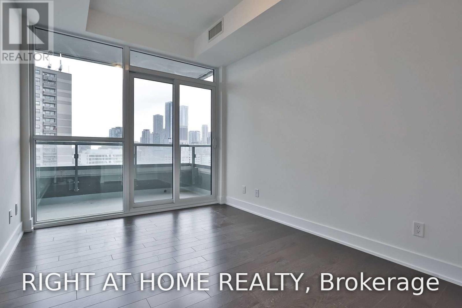 1307 - 181 Bedford Avenue, Toronto, Ontario  M5R 3P8 - Photo 7 - C13806108