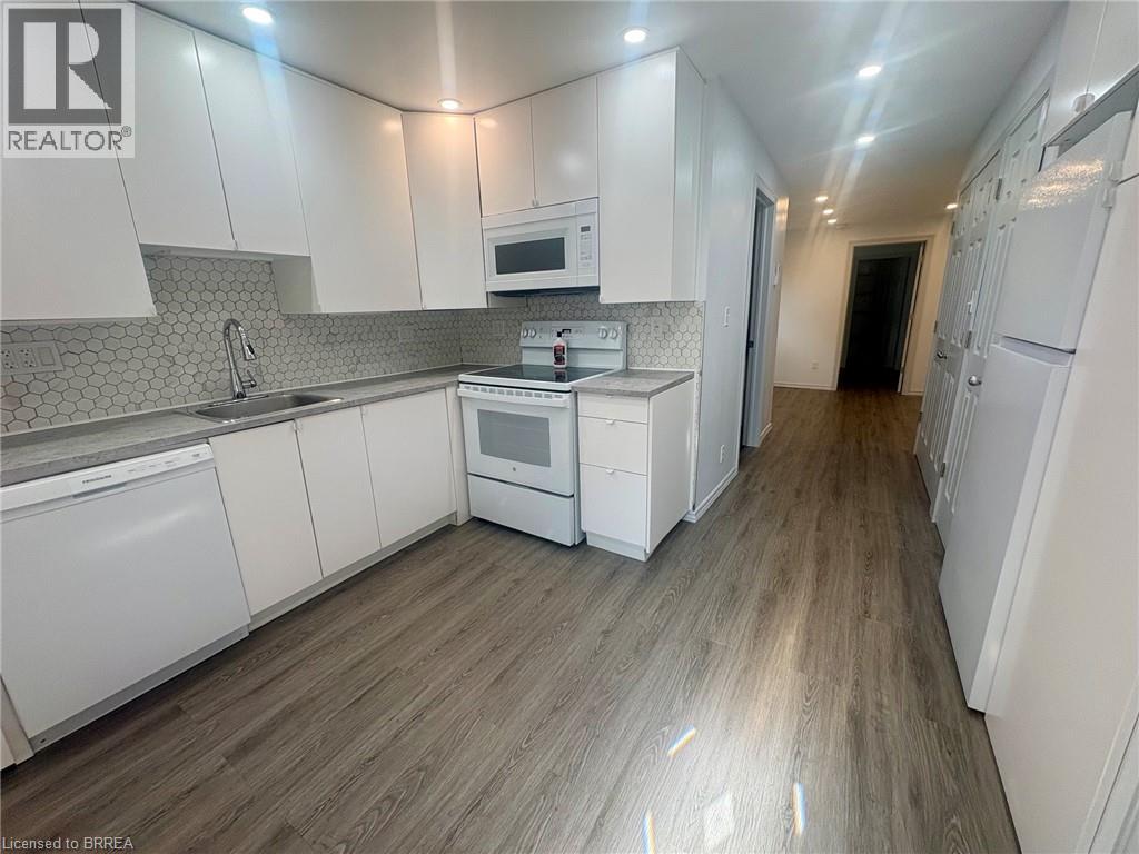 130 Eagle Avenue Unit# 2 At Rear, Brantford, Ontario  N3S 1Z5 - Photo 10 - 40864045