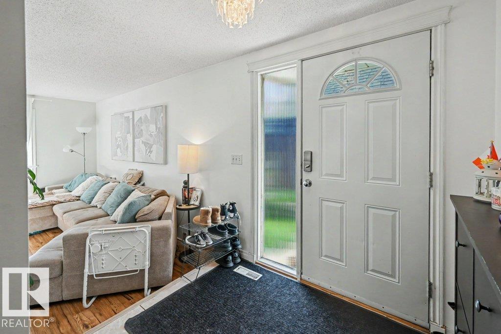 8708 25a Av Nw, Edmonton, Alberta  T6K 2W7 - Photo 6 - E4509570