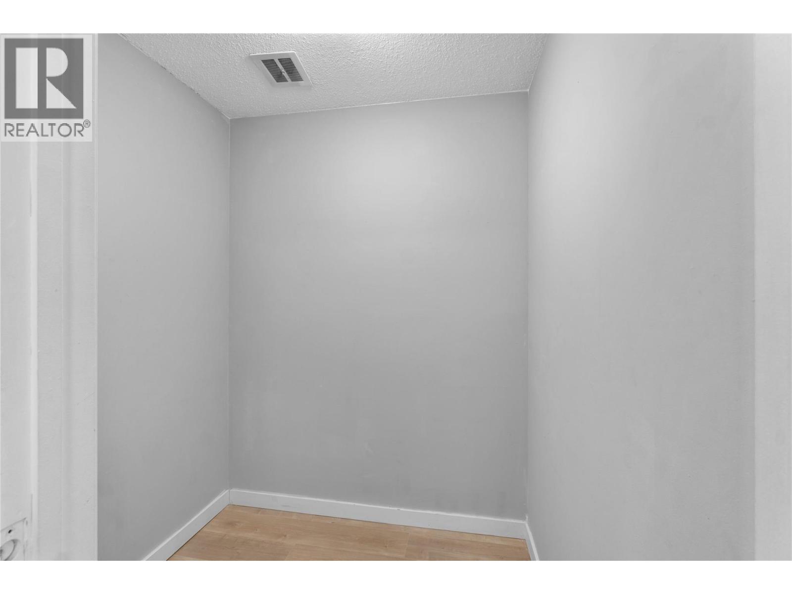 1595 Summit Drive Unit# 6, Kamloops, British Columbia  V2E 1E9 - Photo 15 - 10401335