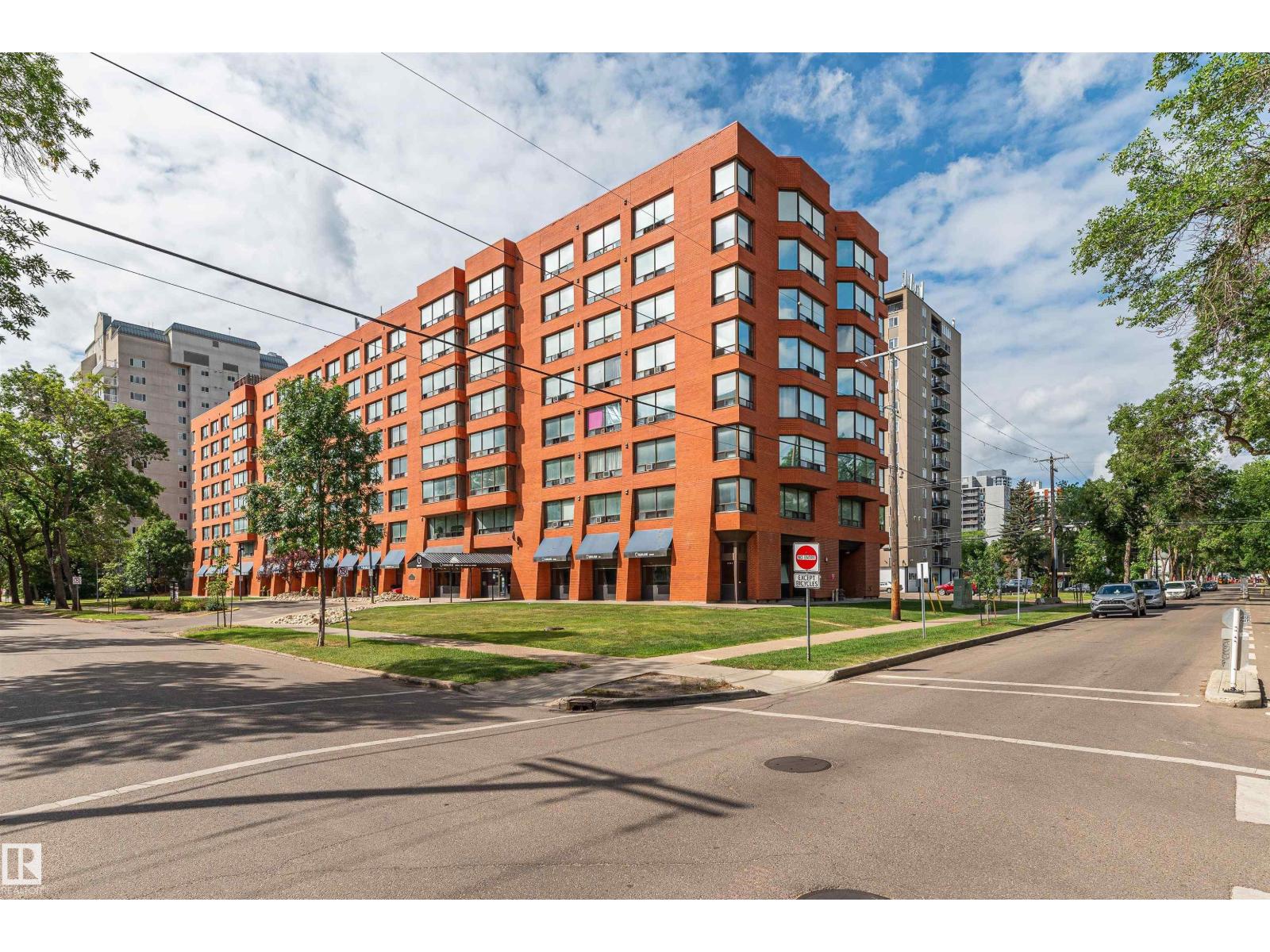 #815 10160 114 St Nw, Edmonton, Alberta  T5K 2L2 - Photo 1 - E4509571