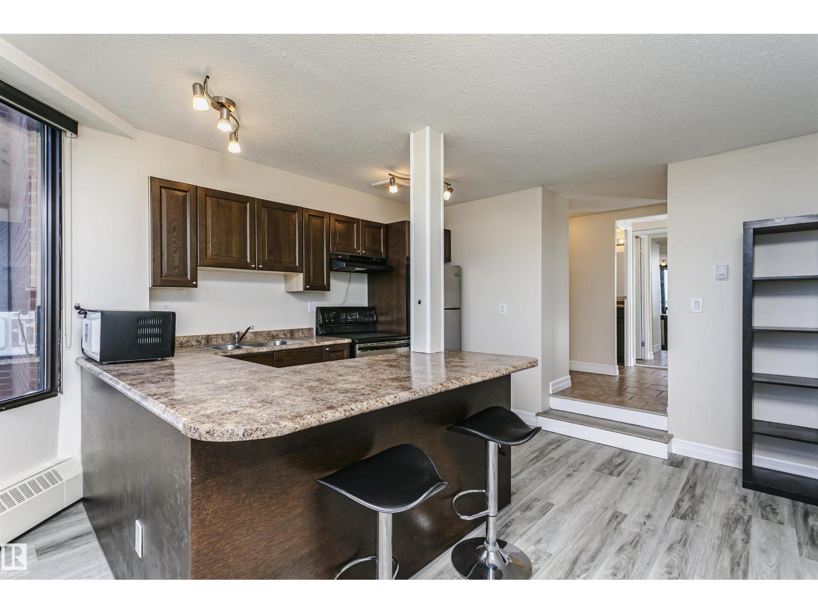 #815 10160 114 St Nw, Edmonton, Alberta  T5K 2L2 - Photo 7 - E4509571