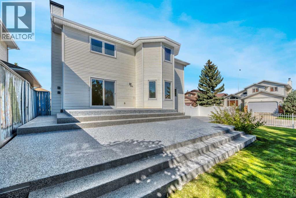 238 Hawktree Bay NW, Calgary, Alberta  T3G 2Z3 - Photo 45 - A2346500