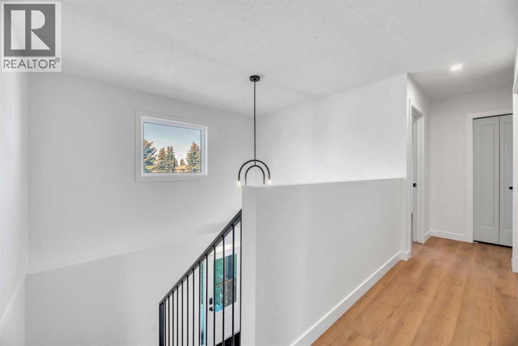 238 Hawktree Bay NW, Calgary, Alberta  T3G 2Z3 - Photo 22 - A2346500