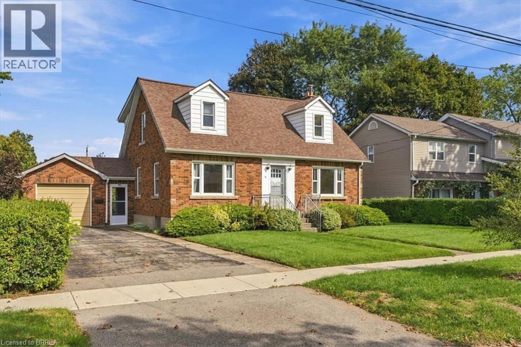 76 HENDERSON Avenue, Brantford, Ontario