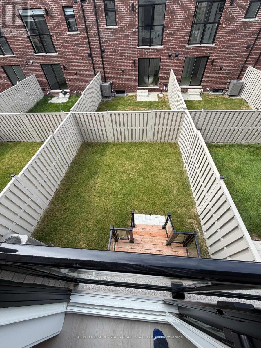 48 Danielle Moore Circle, Toronto, Ontario  M1P 0G9 - Photo 15 - E13806162