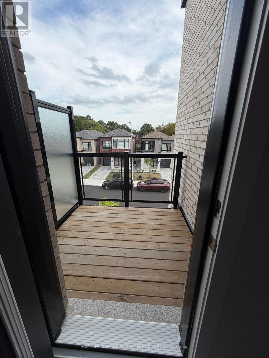 48 Danielle Moore Circle, Toronto, Ontario  M1P 0G9 - Photo 24 - E13806162