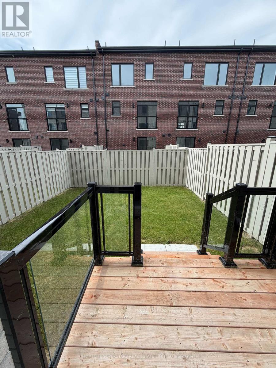 48 Danielle Moore Circle, Toronto, Ontario  M1P 0G9 - Photo 29 - E13806162