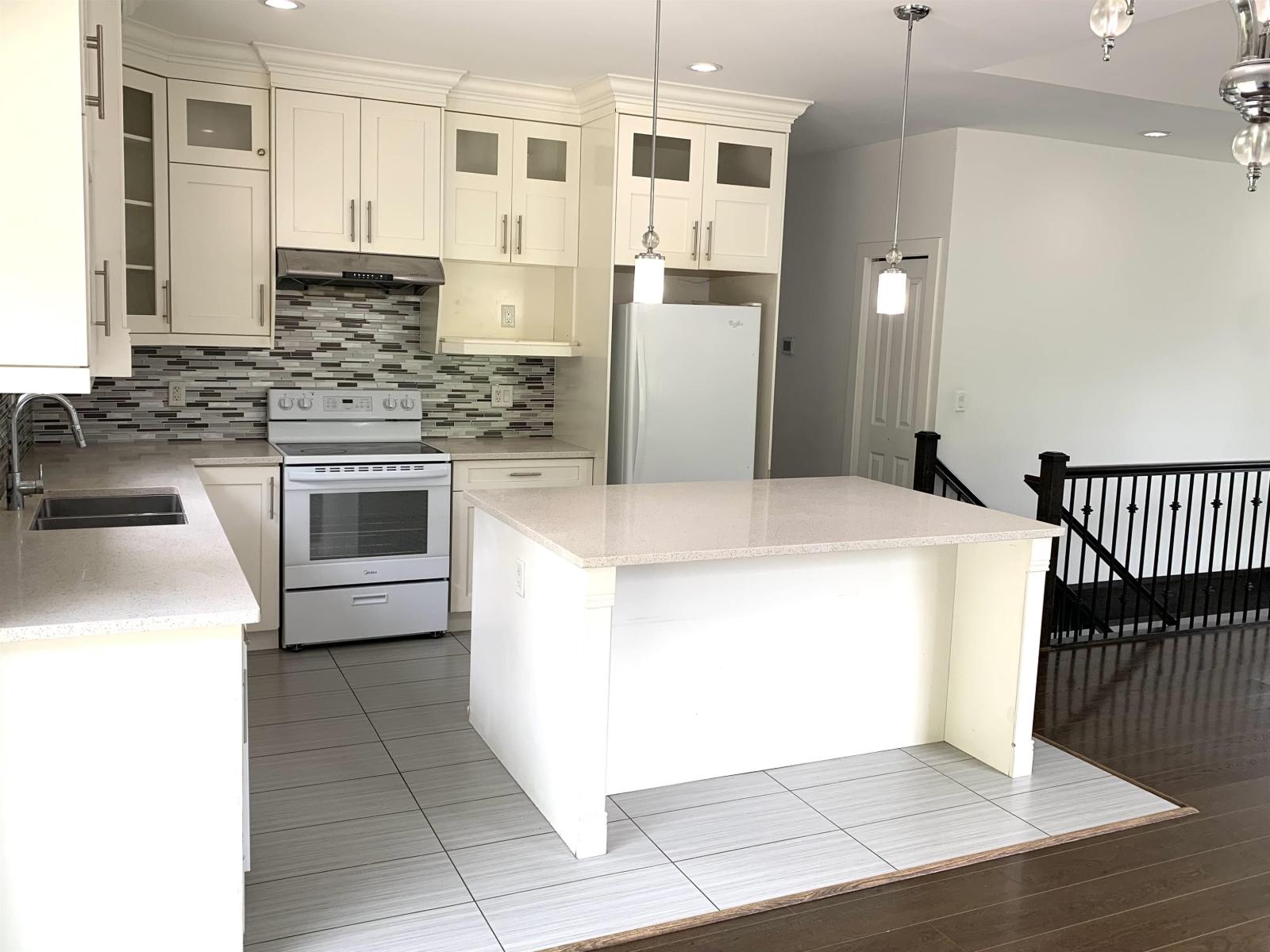 10710 SYLVESTER ROAD photo 16