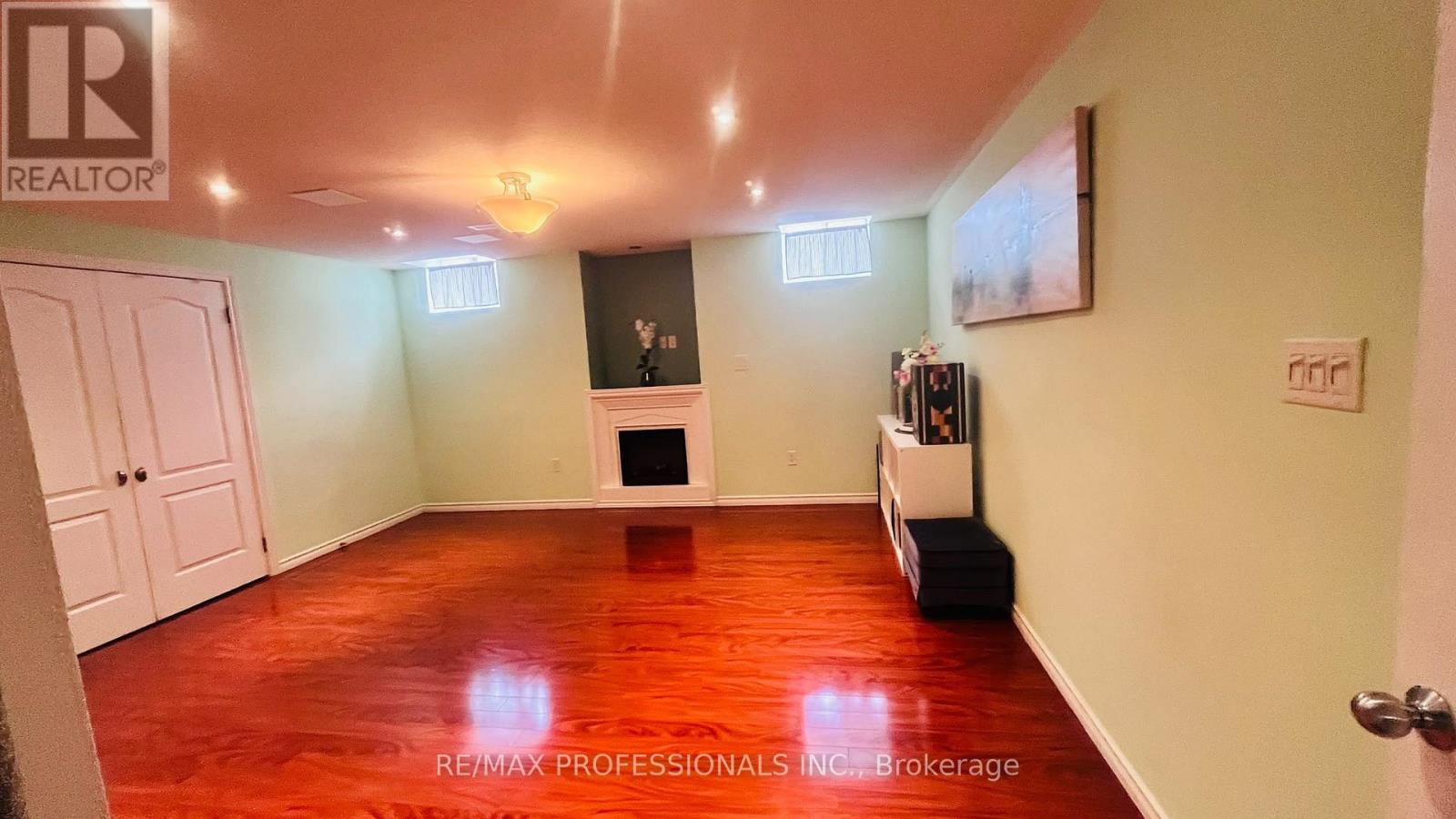 49 Colchester Street, Markham, Ontario  L6B 1K3 - Photo 31 - N13803808