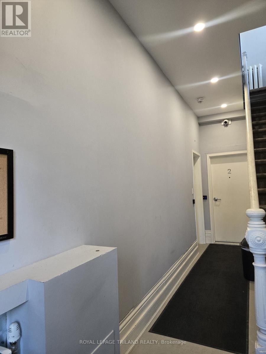 2 - 60 BLACKFRIARS STREET photo 3