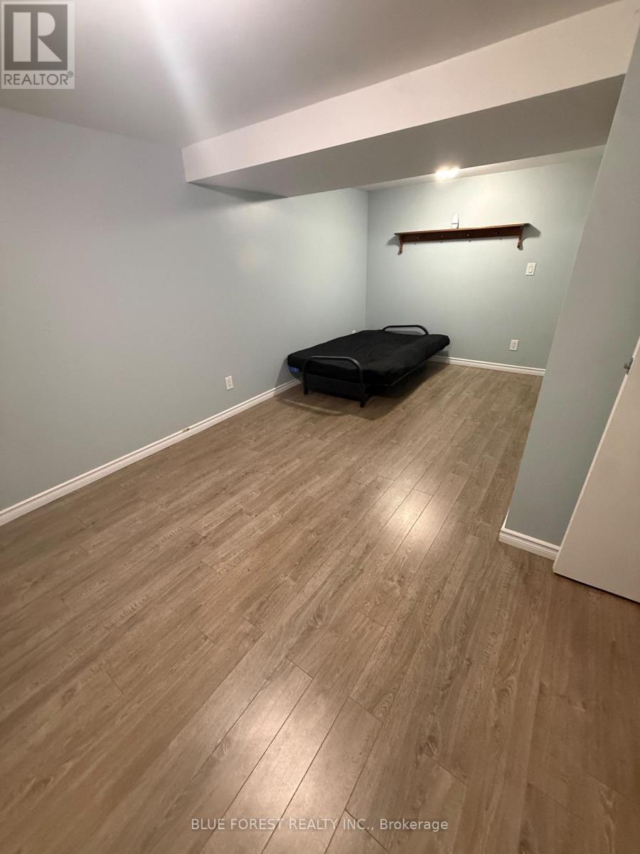 156 South Edgeware Road, St. Thomas, Ontario  N5P 3Y8 - Photo 14 - X13806210