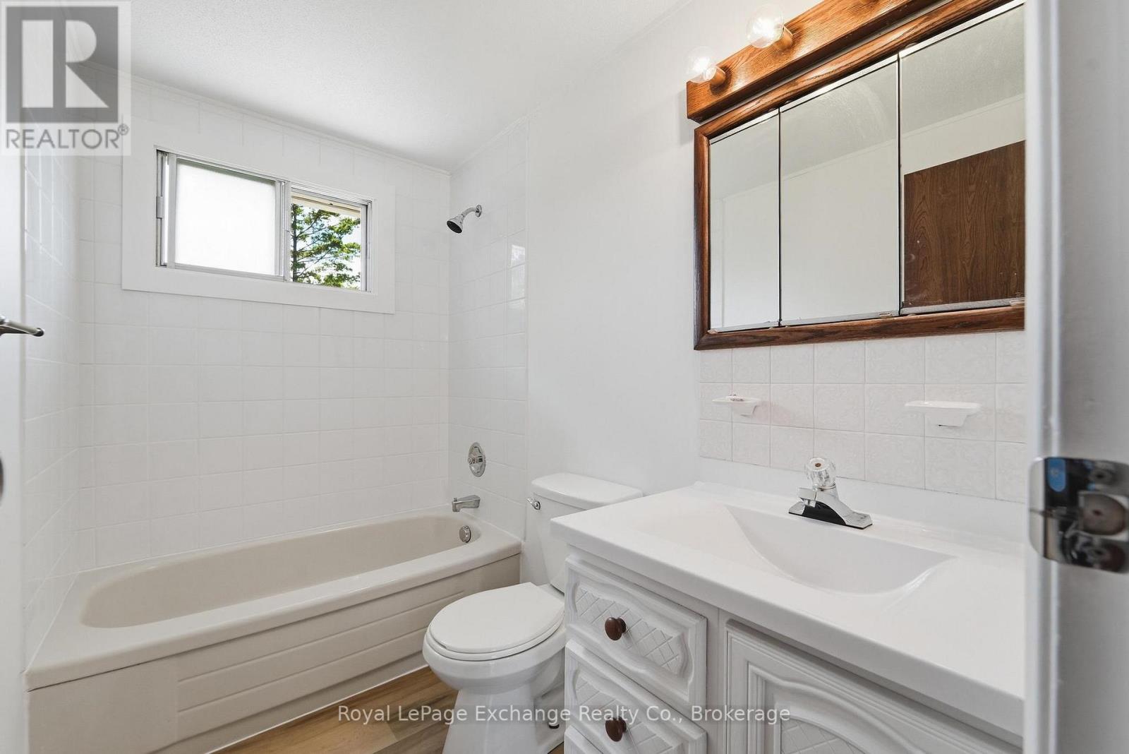 10 Inverness Street N, Kincardine, Ontario  N2Z 1J4 - Photo 13 - X13806234