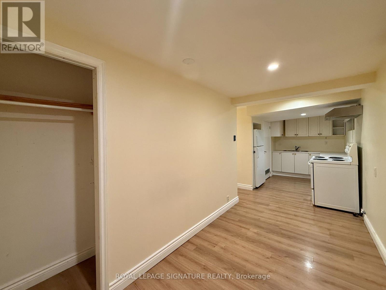4 Wantanopa Crescent, Toronto, Ontario  M1H 2B3 - Photo 35 - E13806270