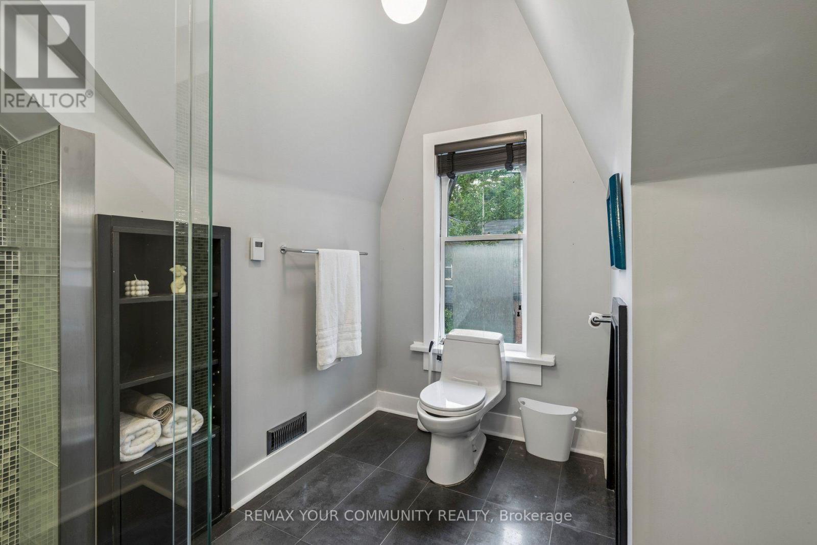 21 Laurier Avenue E, Toronto, Ontario  M4X 1S2 - Photo 39 - C13806058